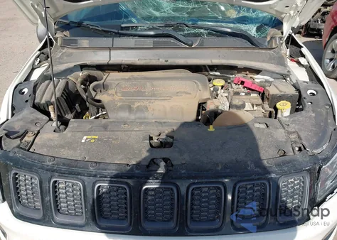 2020 Jeep Compass Trailhawk 4X4 from USA, damaged, VIN 3C4NJDDB1LT171966